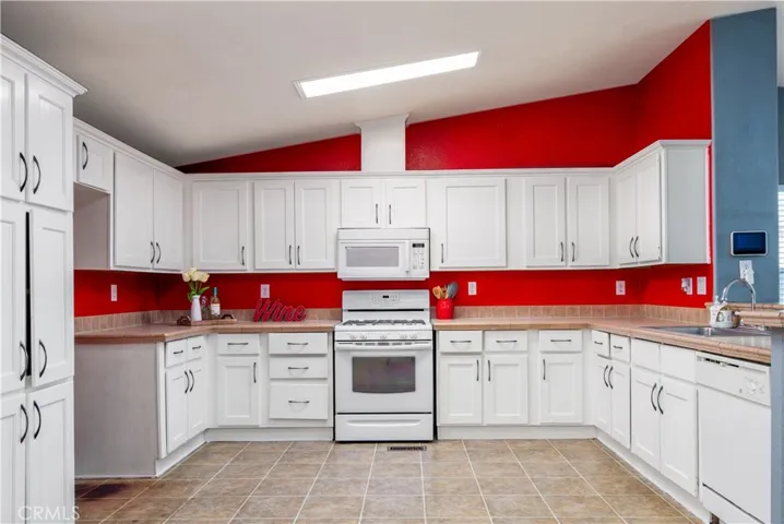 23072 Texas Avenue, Quail Valley, California 92587