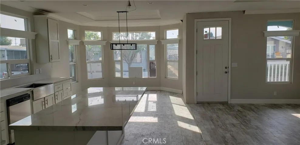 19 Oxford, Northridge, California 91324