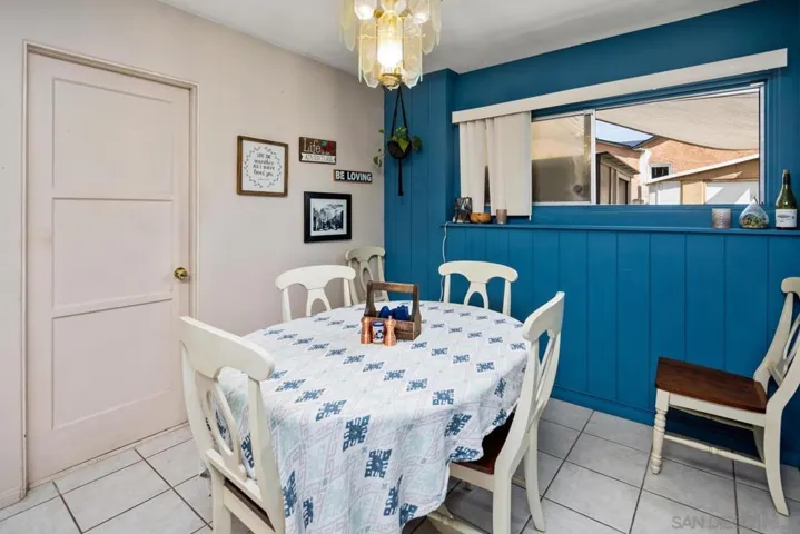7011 Stanford Avenue, La Mesa, California 91942