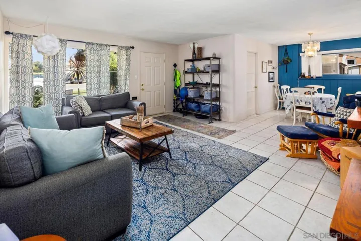 7011 Stanford Avenue, La Mesa, California 91942