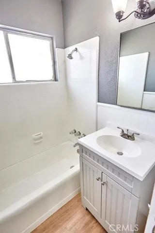 13060 Algonquin Road, Apple Valley, California 92308