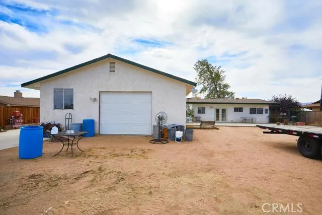 13060 Algonquin Road, Apple Valley, California 92308