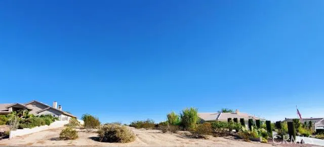 26660 Lakeview Drive, Helendale, California 92342