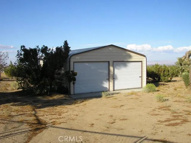 9241 Avalon Road, Phelan, California 92371