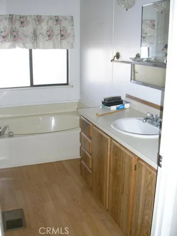 9241 Avalon Road, Phelan, California 92371