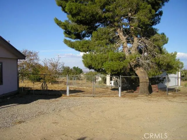 9241 Avalon Road, Phelan, California 92371