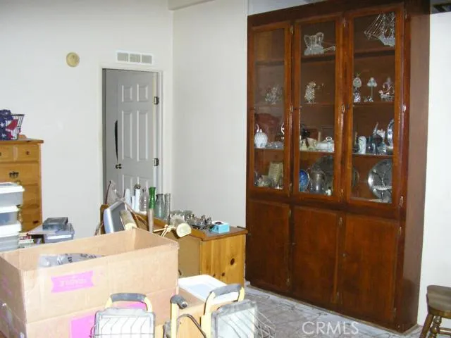 9241 Avalon Road, Phelan, California 92371