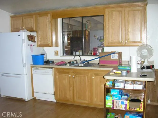 9241 Avalon Road, Phelan, California 92371
