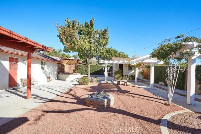 14185 Cuyamaca Road, Apple Valley, California 92307