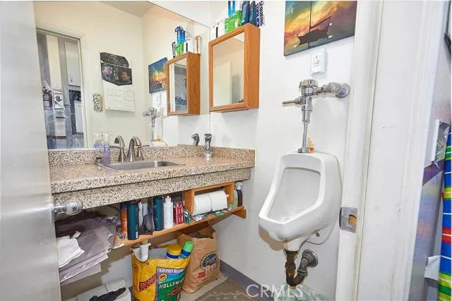 14185 Cuyamaca Road, Apple Valley, California 92307