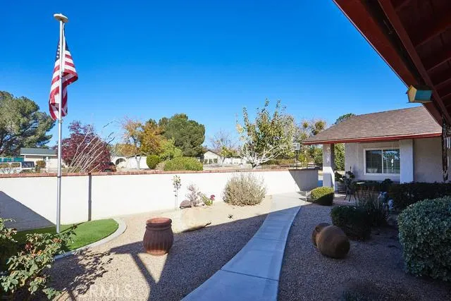 14185 Cuyamaca Road, Apple Valley, California 92307