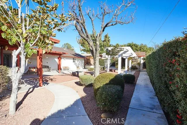 14185 Cuyamaca Road, Apple Valley, California 92307