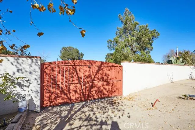 14185 Cuyamaca Road, Apple Valley, California 92307