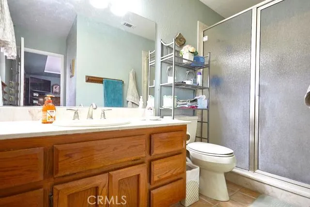 14185 Cuyamaca Road, Apple Valley, California 92307