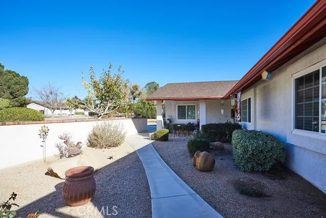 14185 Cuyamaca Road, Apple Valley, California 92307
