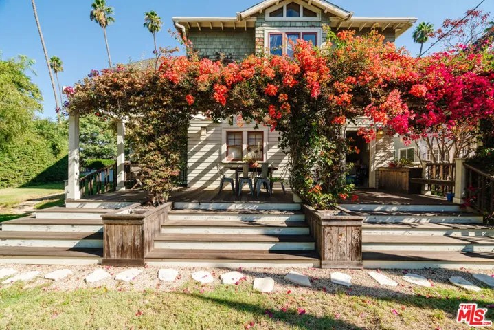 4446 Victoria Park Drive, Los Angeles, California 90019