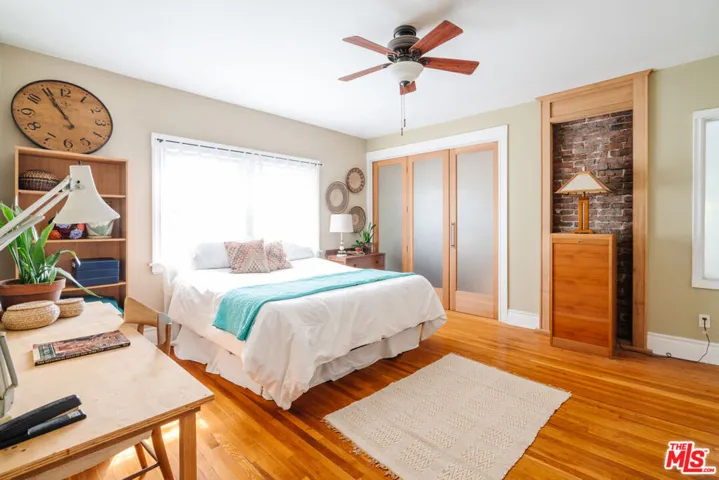 4446 Victoria Park Drive, Los Angeles, California 90019