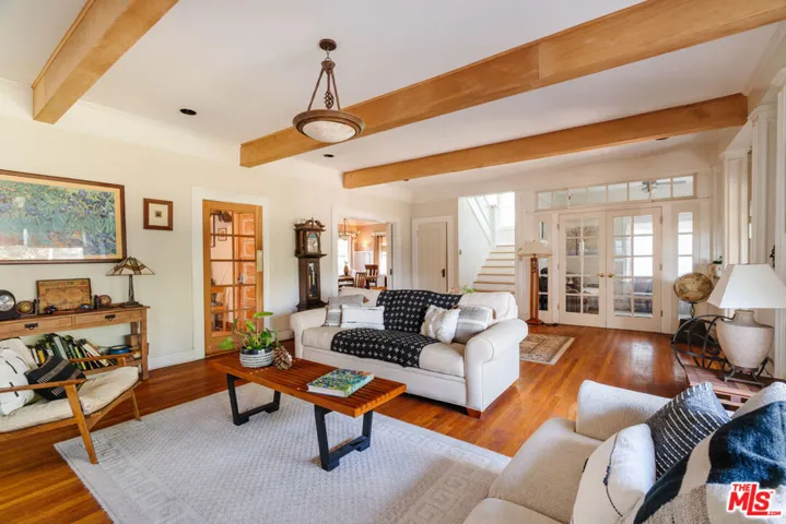 4446 Victoria Park Drive, Los Angeles, California 90019