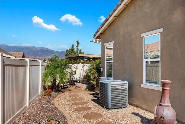 1506 Big Bend, Beaumont, California 92223