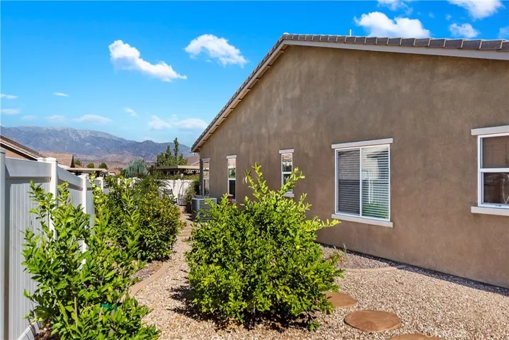 1506 Big Bend, Beaumont, California 92223