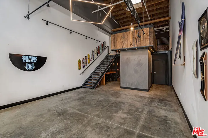 130 S Hewitt Street 21, Los Angeles, California 90012