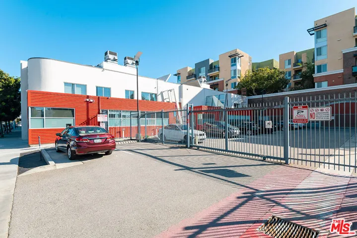 130 S Hewitt Street 21, Los Angeles, California 90012