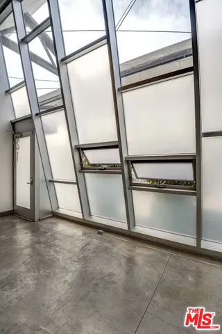 130 S Hewitt Street 21, Los Angeles, California 90012