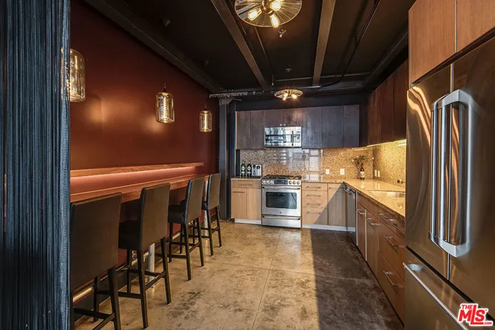 130 S Hewitt Street 21, Los Angeles, California 90012