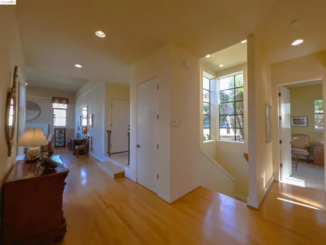 162 Alta Rd, Oakland, California 94618