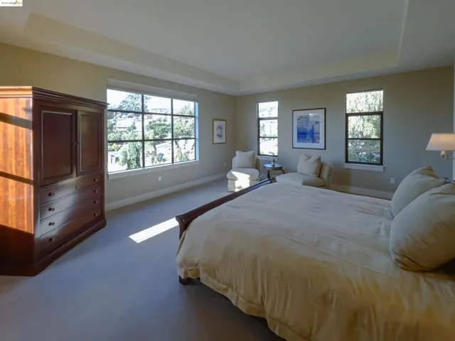 162 Alta Rd, Oakland, California 94618