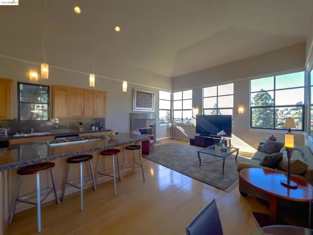 162 Alta Rd, Oakland, California 94618