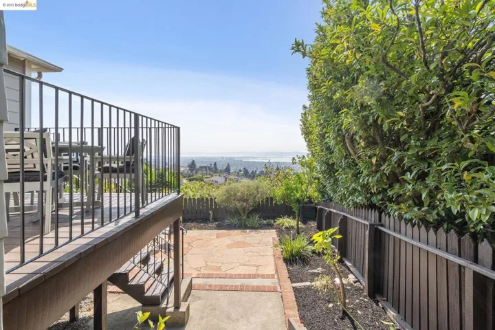 208 Kenyon Ave, None, California 94708