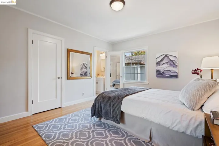 208 Kenyon Ave, None, California 94708