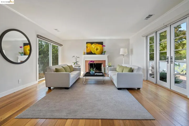 208 Kenyon Ave, None, California 94708