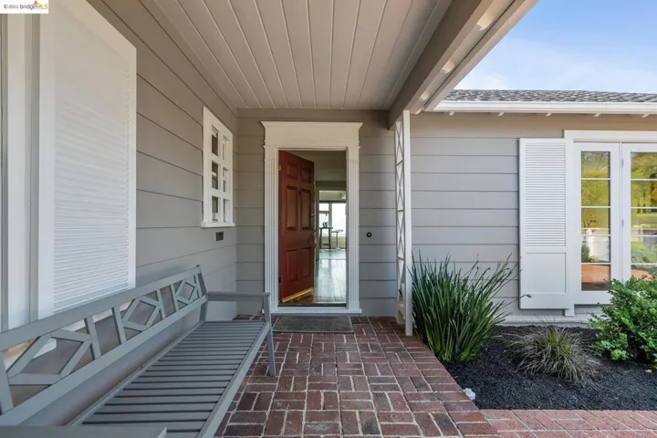 208 Kenyon Ave, None, California 94708