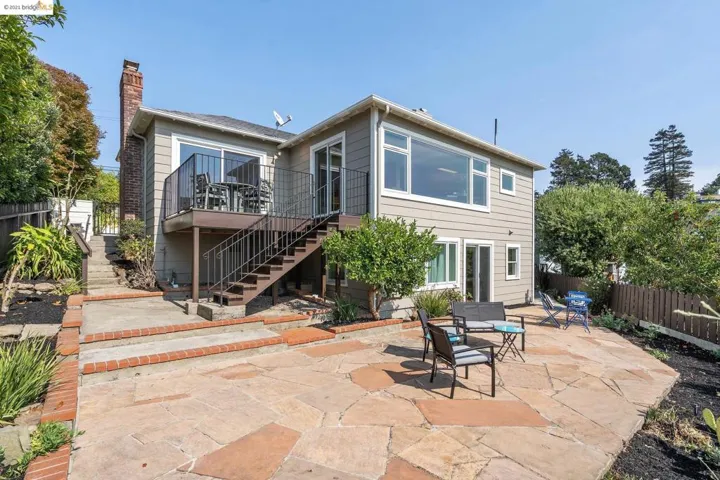 208 Kenyon Ave, None, California 94708