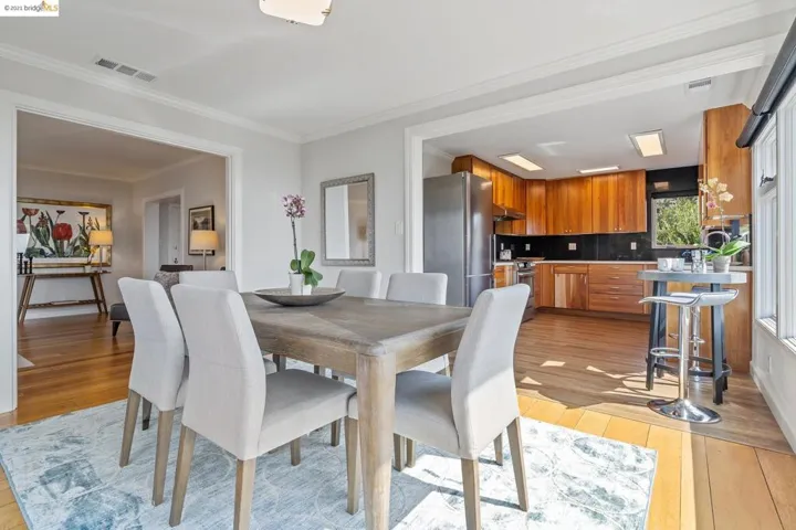 208 Kenyon Ave, None, California 94708