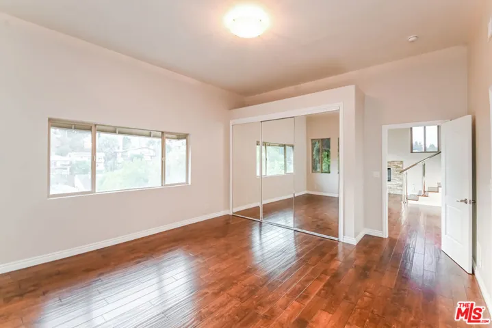 5211 Baza Avenue, Woodland Hills, California 91364