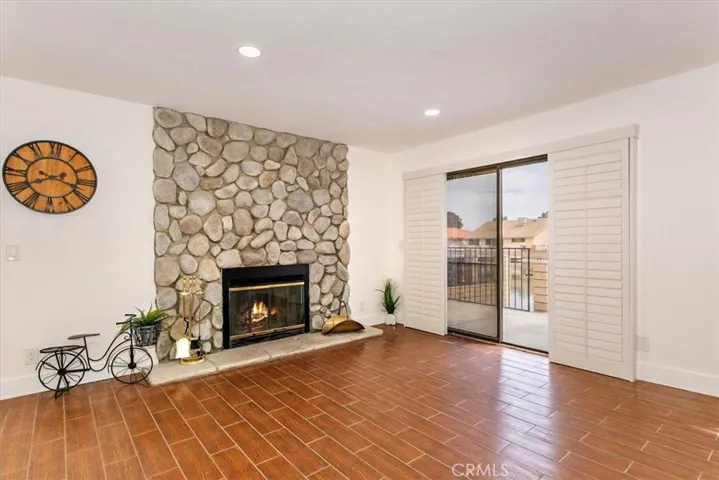 27525 Silver Lakes, Helendale, California 92342