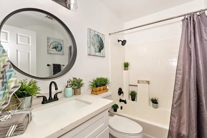 27525 Silver Lakes, Helendale, California 92342