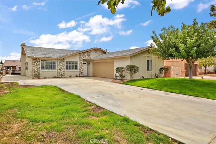 27525 Silver Lakes, Helendale, California 92342