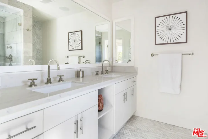 2481 Micheltorena Street, Los Angeles, California 90039