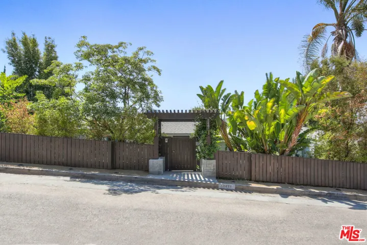 2481 Micheltorena Street, Los Angeles, California 90039