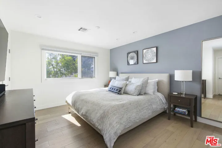2481 Micheltorena Street, Los Angeles, California 90039