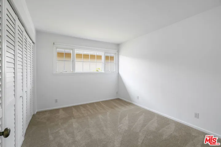 18441 Kingsport Drive, Malibu, California 90265
