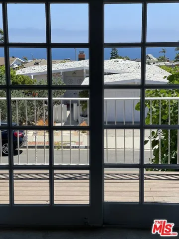 18441 Kingsport Drive, Malibu, California 90265