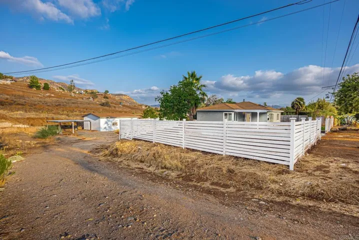 11517 Posthill Place, Lakeside, California 92040