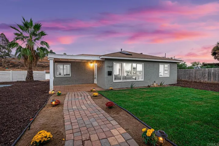 11517 Posthill Place, Lakeside, California 92040