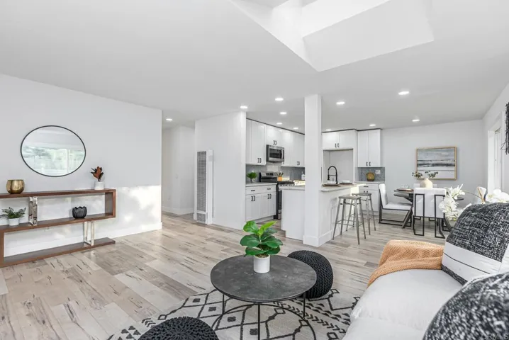 11517 Posthill Place, Lakeside, California 92040