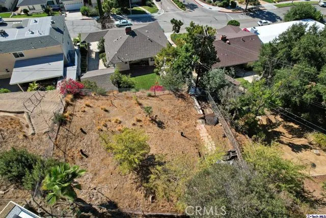 107 E Kenneth Road, Glendale, California 91207